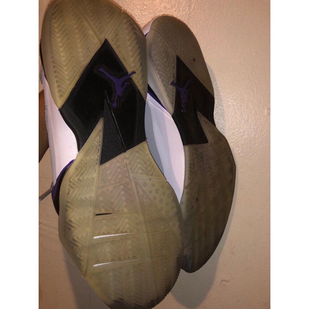 Jordan Size 11M - Picture 6 of 8